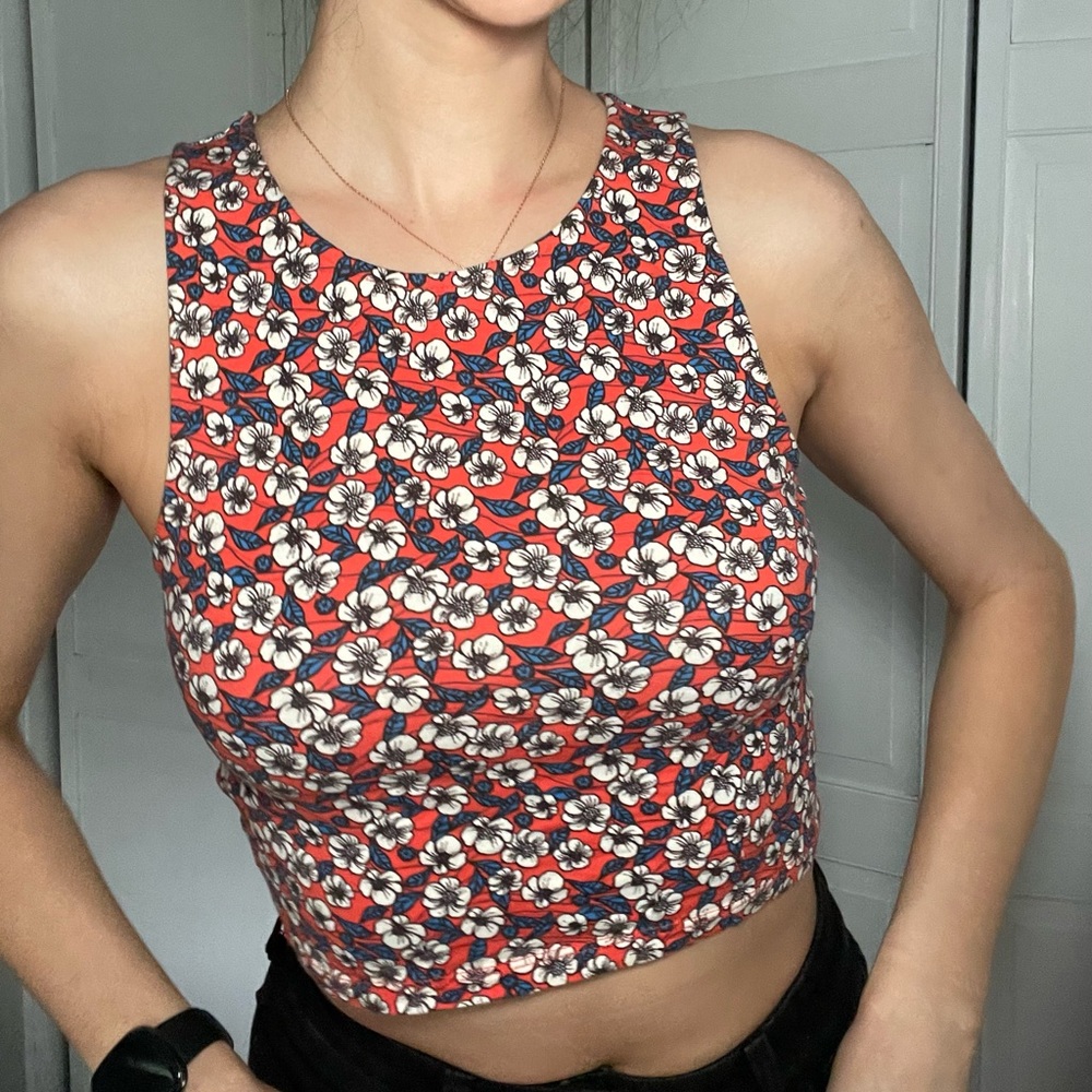 Floral crop tank top